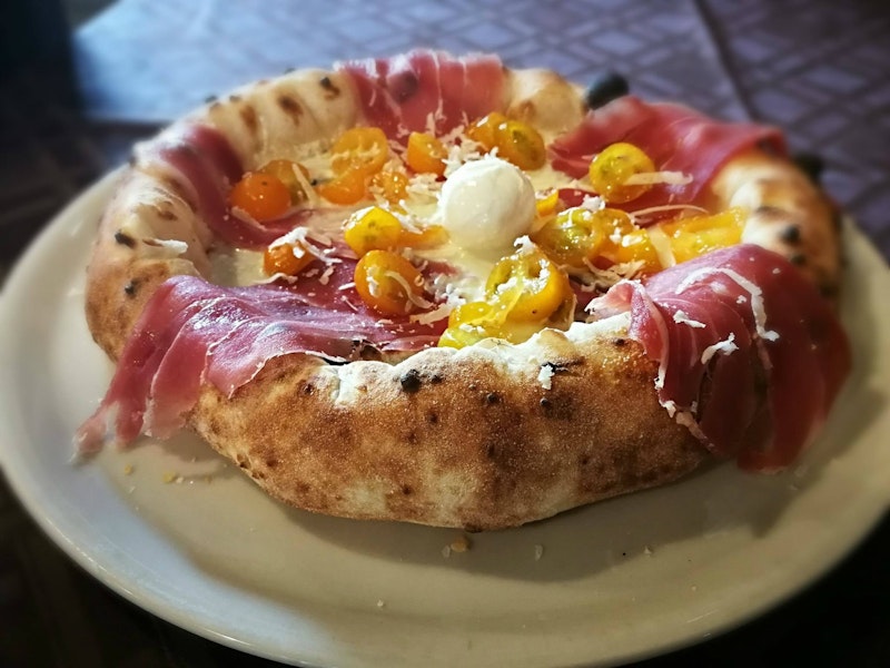 I gusti che non ti aspetti 5 pizze particolari da provare a Brescia e I gusti che non ti aspetti 5 pizze particolari da provare a Brescia e